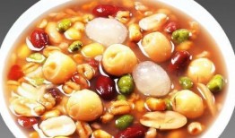 无锡餐饮爆料事件视频最新,揭露后厨黑幕，食品安全引关注